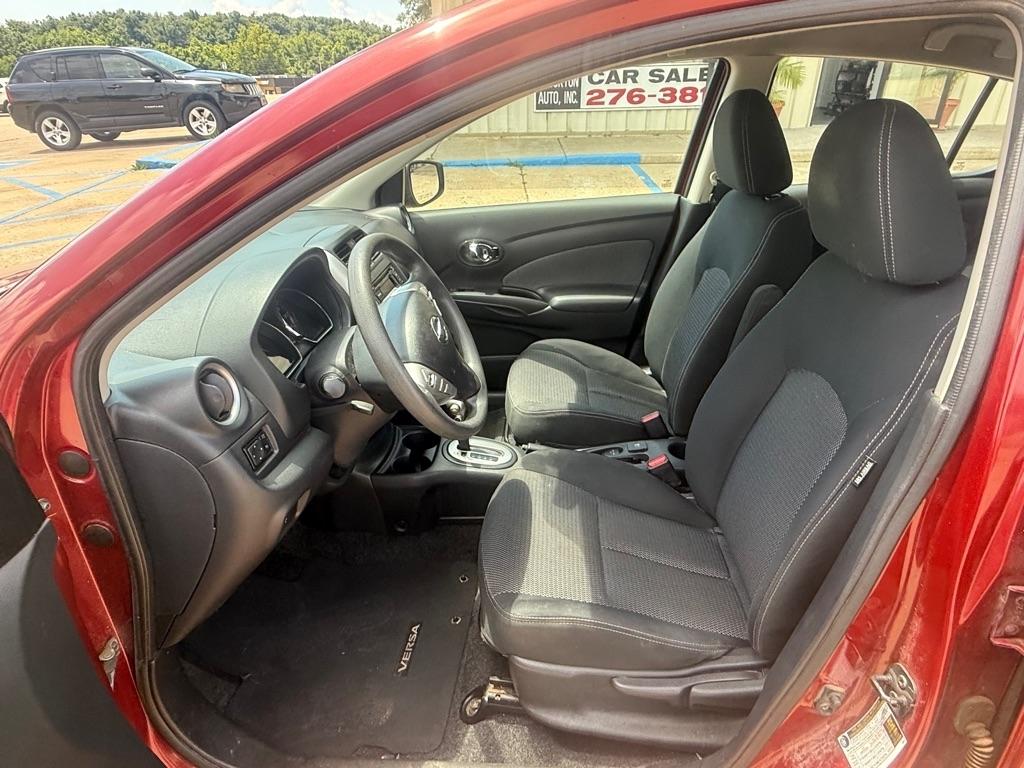 Nissan Versa 1.6 S 5M 2016