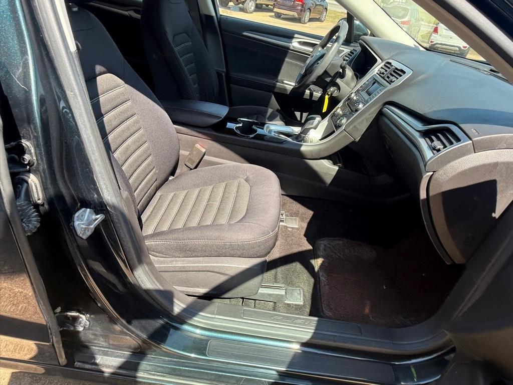 Ford Fusion SE 2014