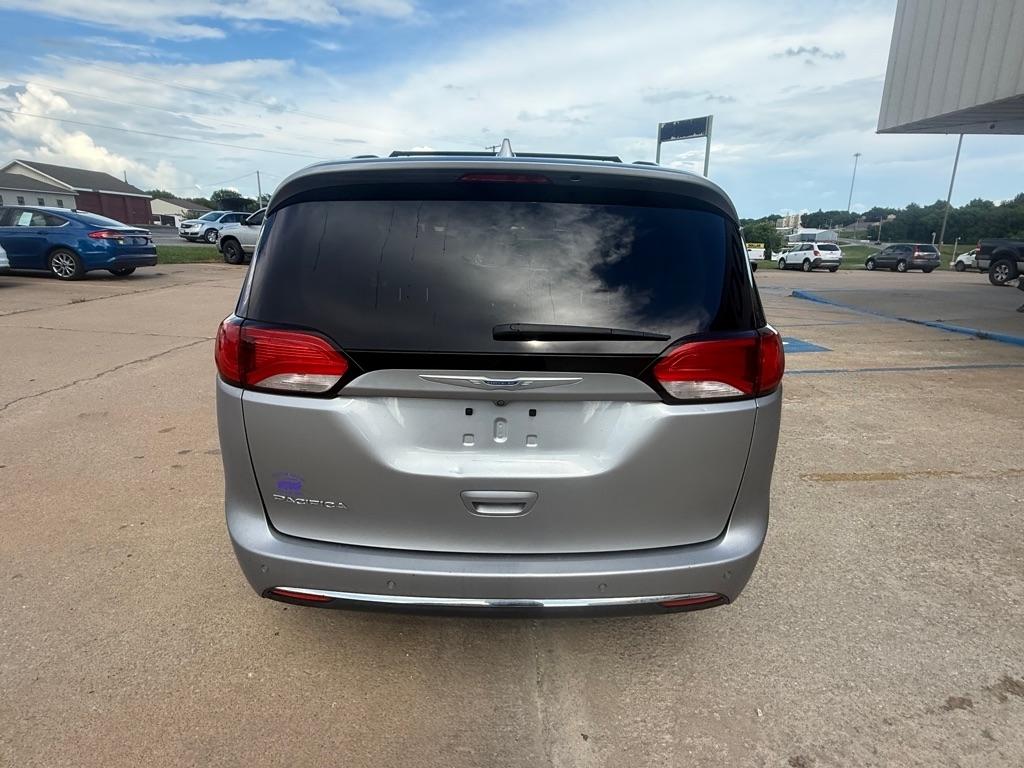 Chrysler Pacifica Touring-L 2018