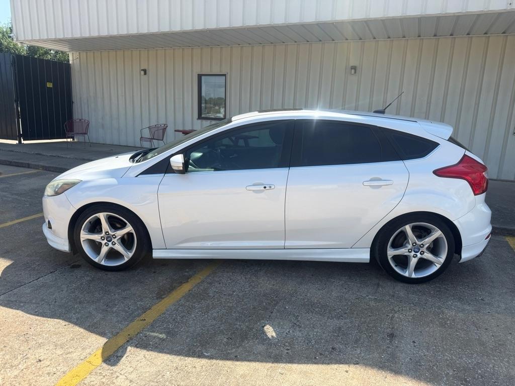 Ford Focus Titanium Hatch 2013
