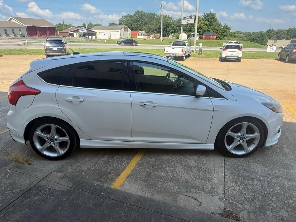 Ford Focus Titanium Hatch 2013
