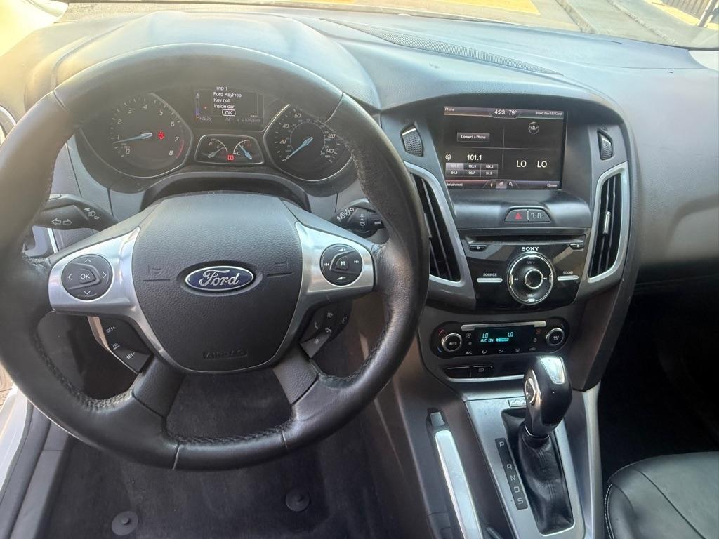Ford Focus Titanium Hatch 2013