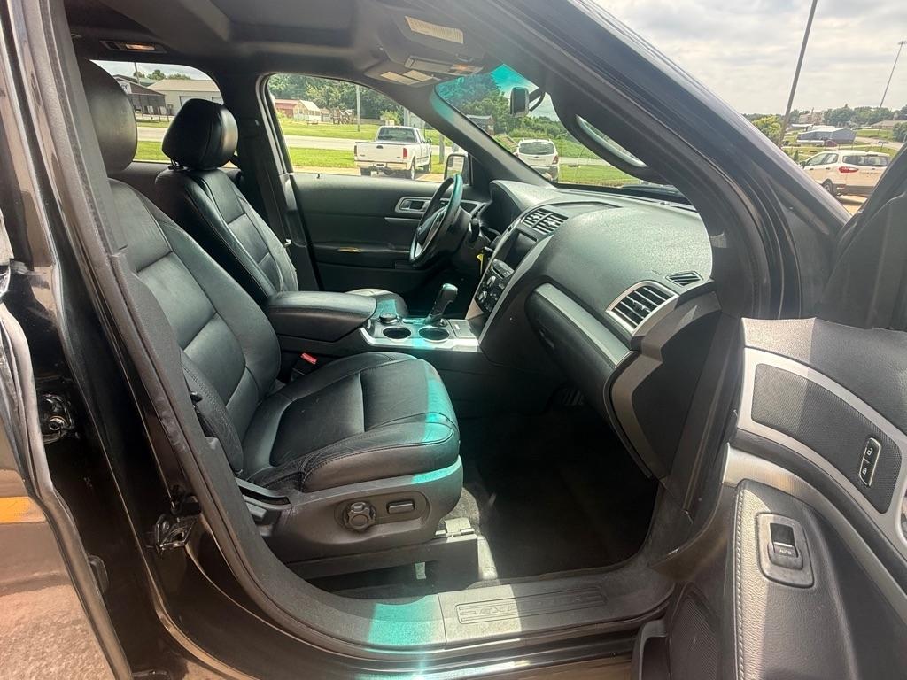 Ford Explorer XLT 4WD 2012