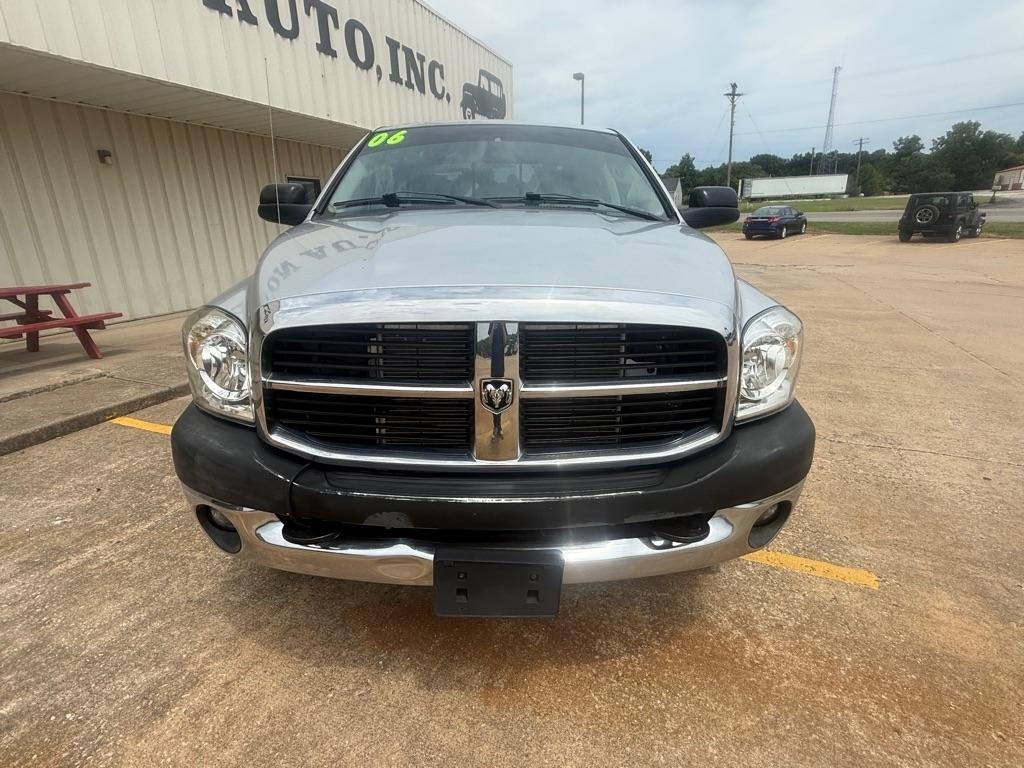 Dodge Ram 2500 ST Quad Cab 4WD 2006