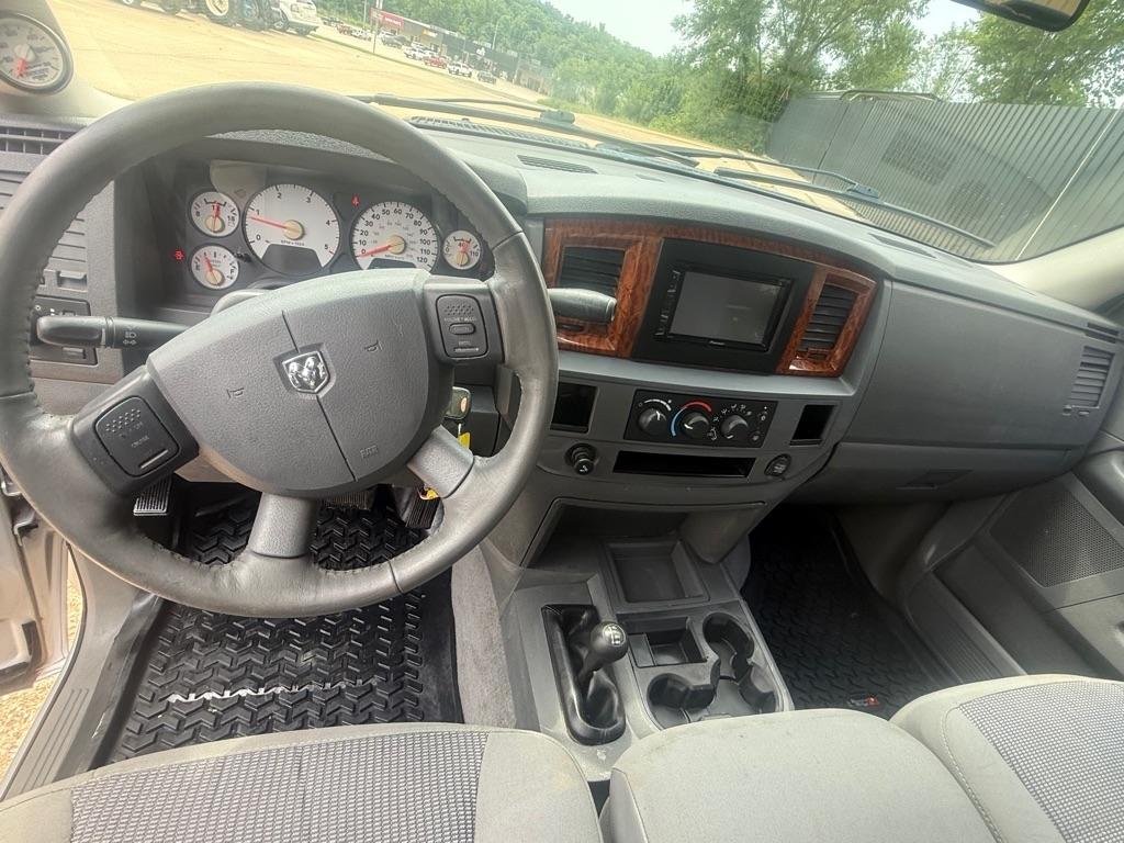 Dodge Ram 2500 ST Quad Cab 4WD 2006