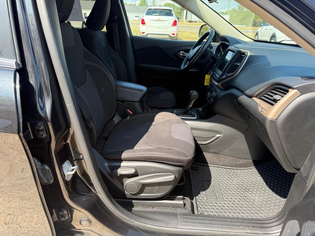 Jeep Cherokee Latitude 4WD 2015