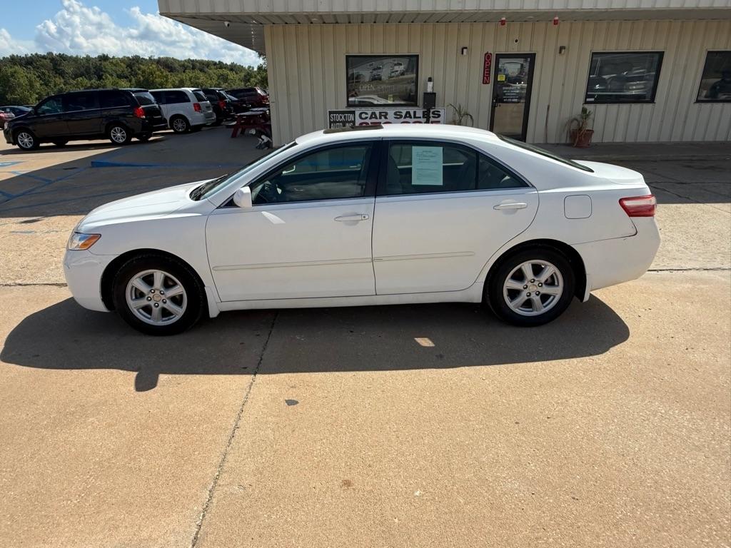 Toyota Camry SE V6 6-Spd AT 2009