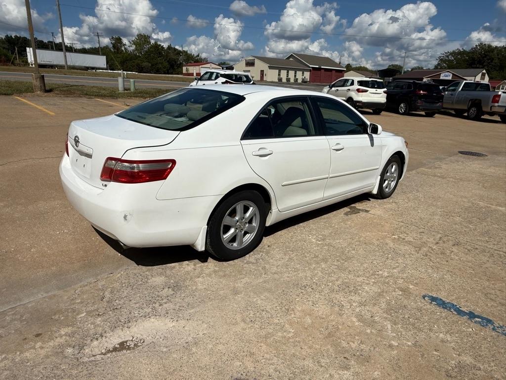 Toyota Camry SE V6 6-Spd AT 2009