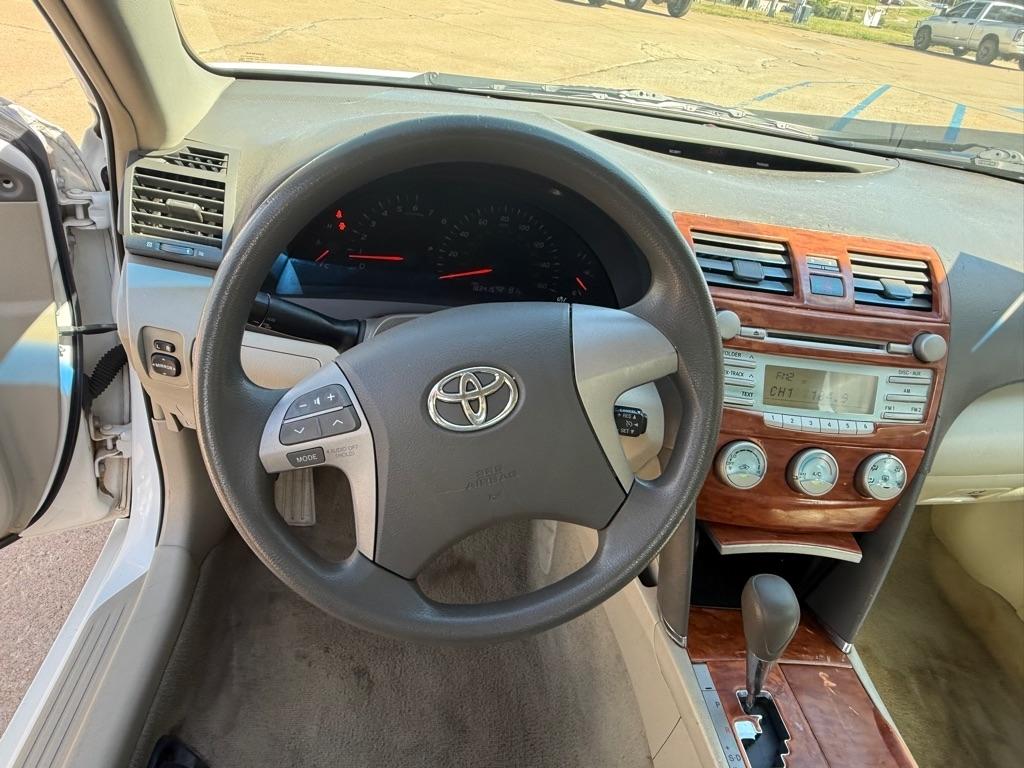 Toyota Camry SE V6 6-Spd AT 2009