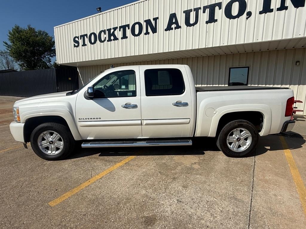 Chevrolet Silverado 1500 LT Crew Cab 4WD 2011