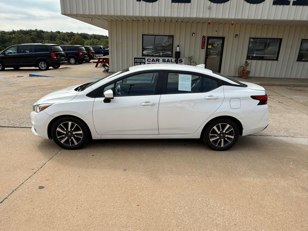 Nissan Versa SV 2022
