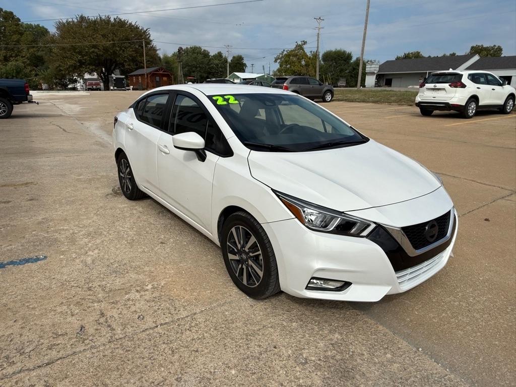 Nissan Versa SV 2022