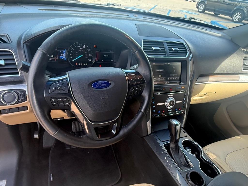 Ford Explorer Limited FWD 2016