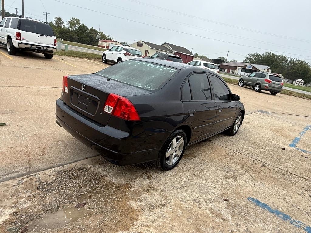 Honda Civic DX Sedan 2005