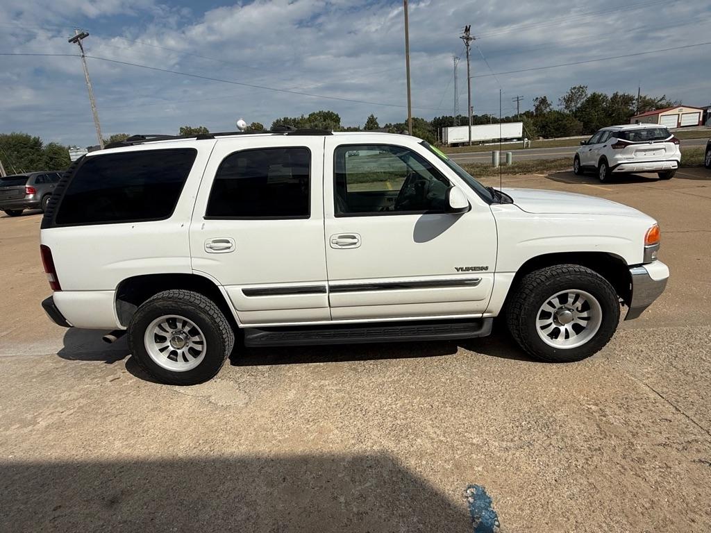 GMC Yukon 2WD 2004