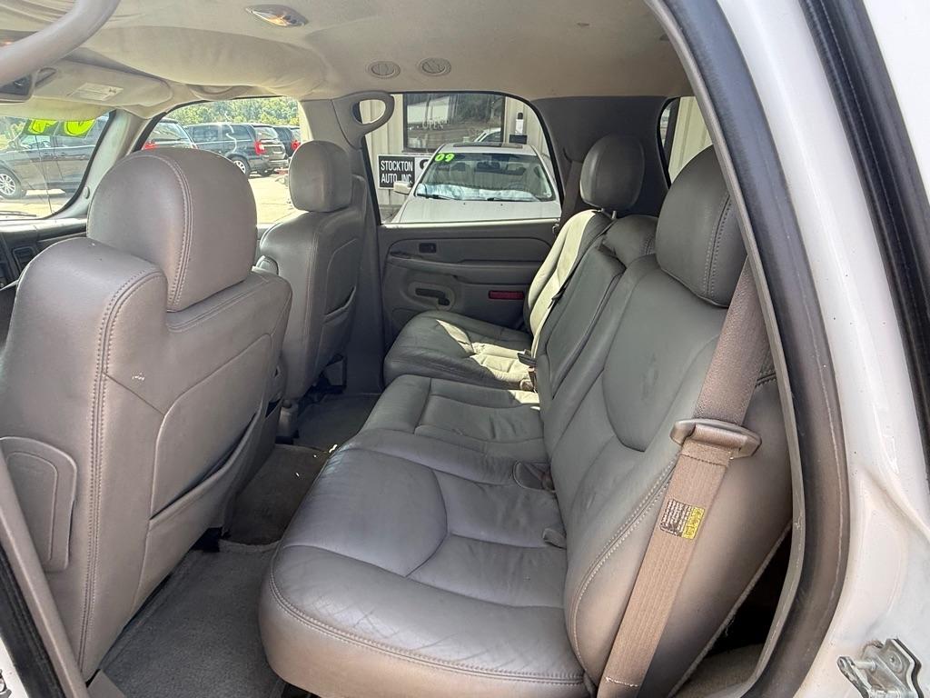 GMC Yukon 2WD 2004