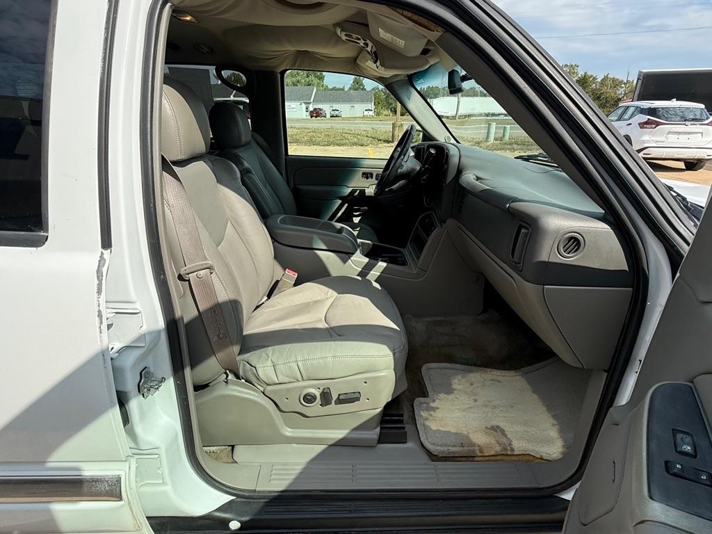 GMC Yukon 2WD 2004