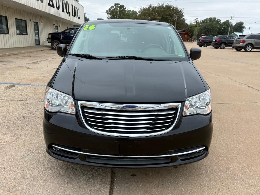 Chrysler Town & Country Touring 2016