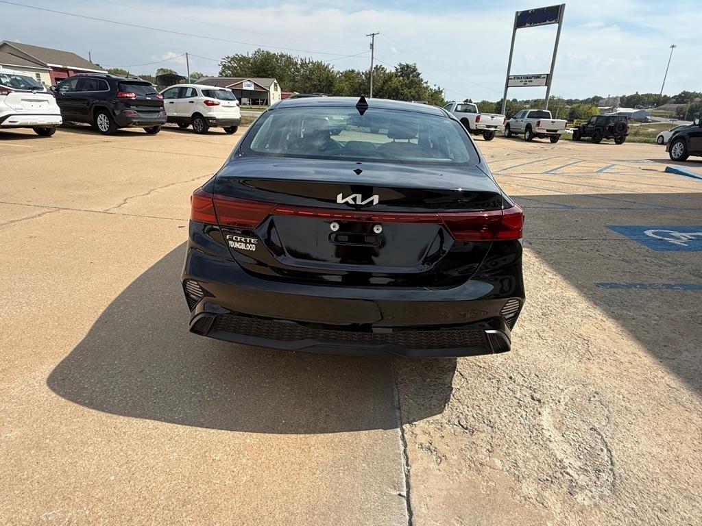 Kia Forte LX 2023