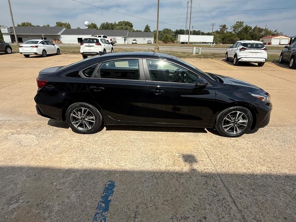 Kia Forte LX 2023
