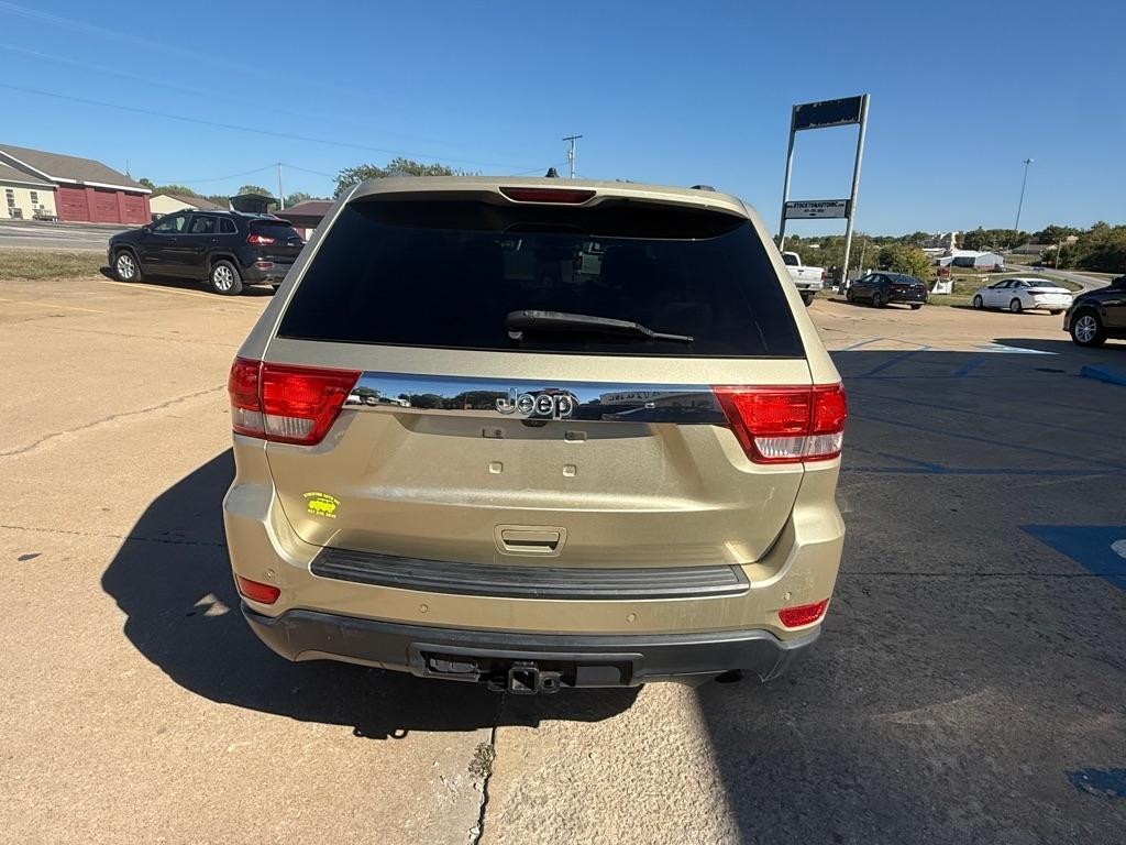 Jeep Grand Cherokee Laredo 4WD 2011