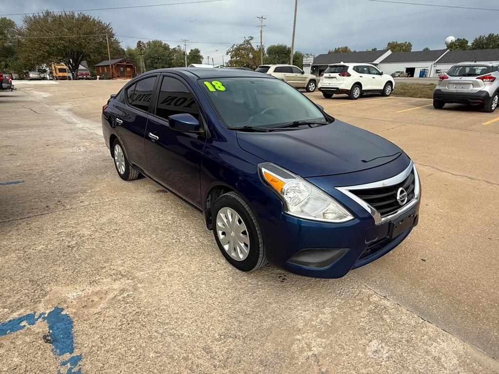 Nissan Versa 1.6 S 5M 2018