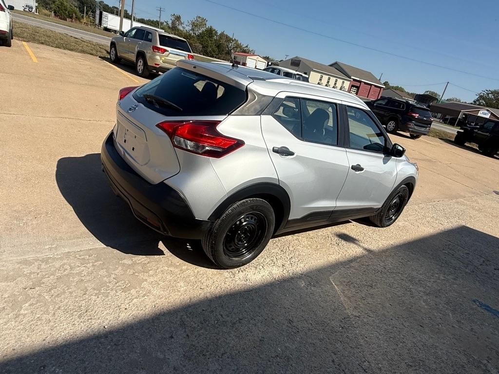 Nissan Kicks S 2019