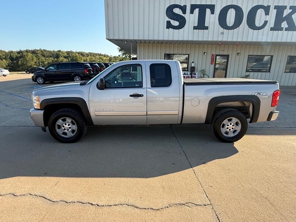Chevrolet Silverado 1500 Work Truck Ext. Cab Short Box 4WD 2007
