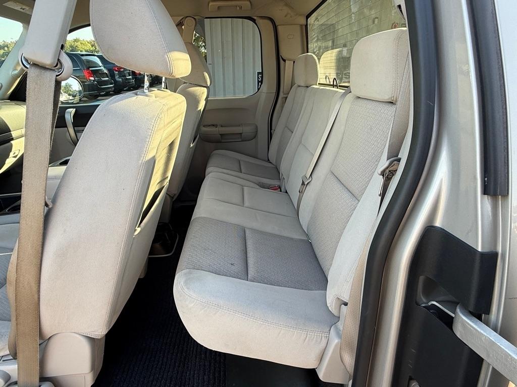 Chevrolet Silverado 1500 Work Truck Ext. Cab Short Box 4WD 2007
