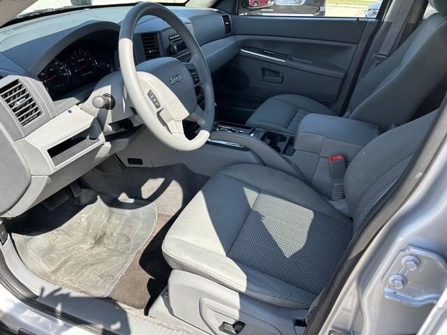 Jeep Grand Cherokee Laredo 4WD 2005