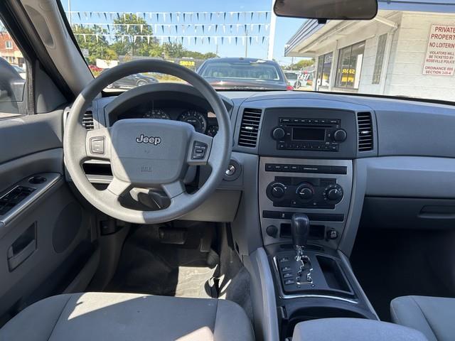 Jeep Grand Cherokee Laredo 4WD 2005