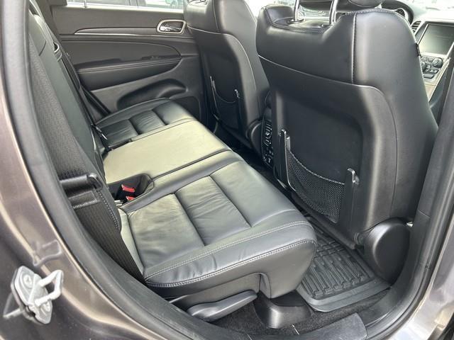 Jeep Grand Cherokee photo 8