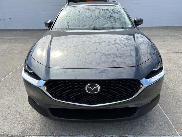 Mazda CX-30 photo 2