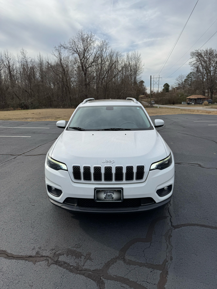 2019 Jeep Cherokee Latitude Plus's photo