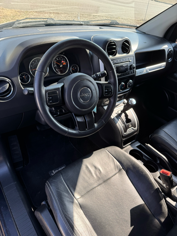 Jeep Compass Latitude FWD 2014