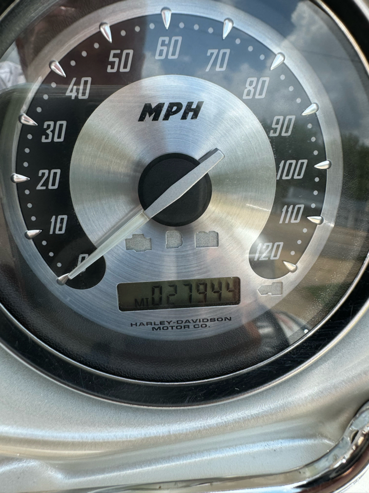 Harley-Davidson FLHTCUSE  2006