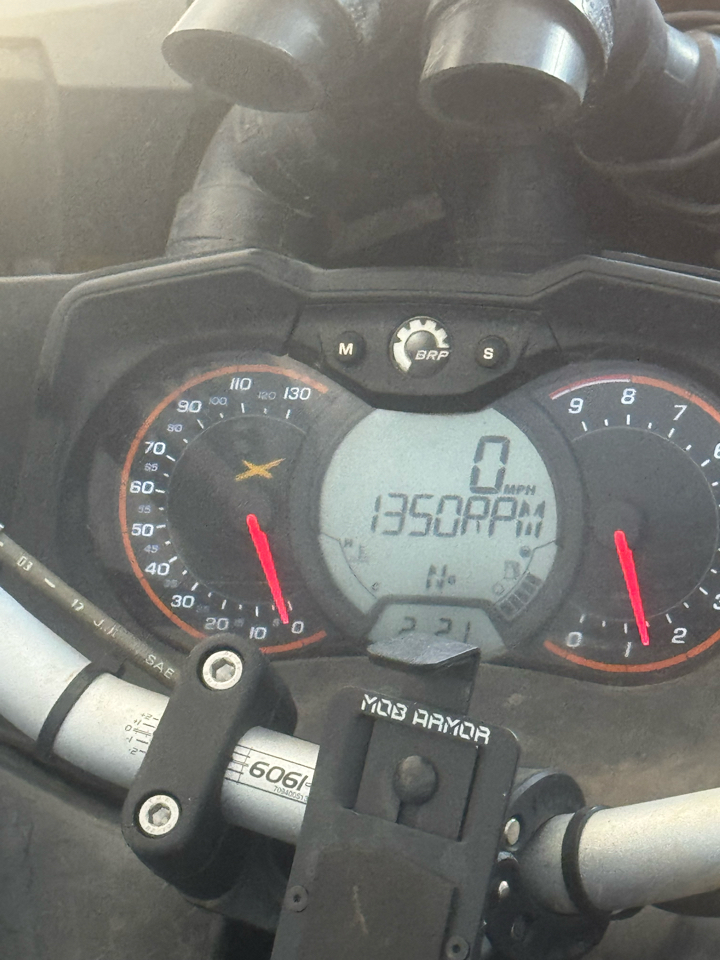 Can-Am Outlander 1000 X MR  2013