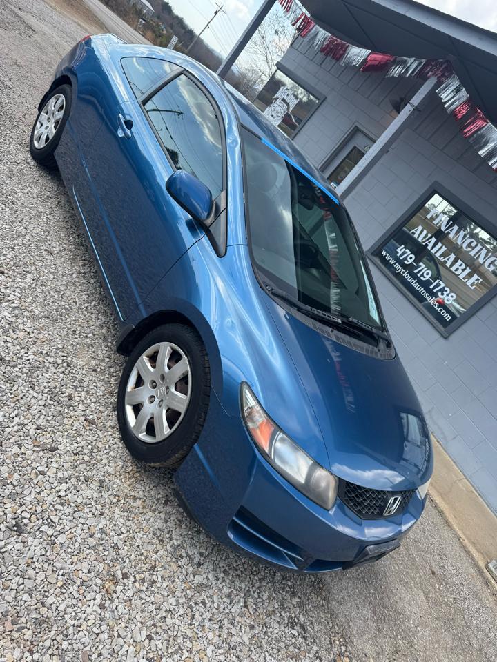 Honda Civic LX coupe 2011