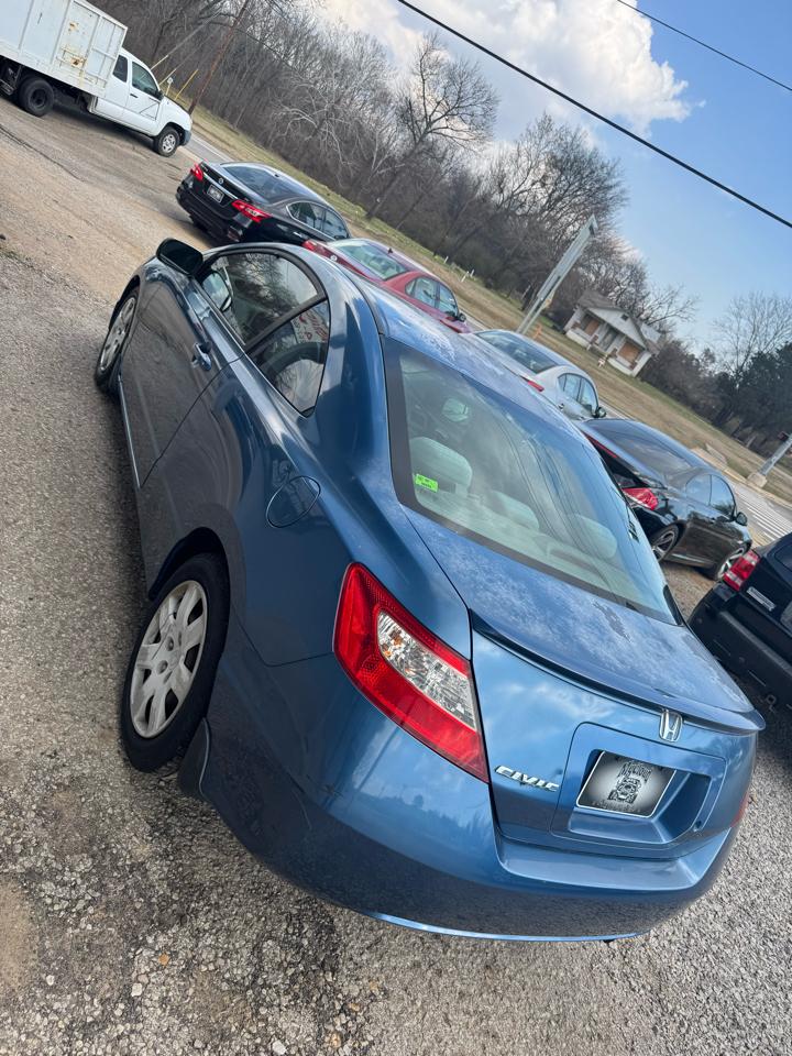 Honda Civic LX coupe 2011