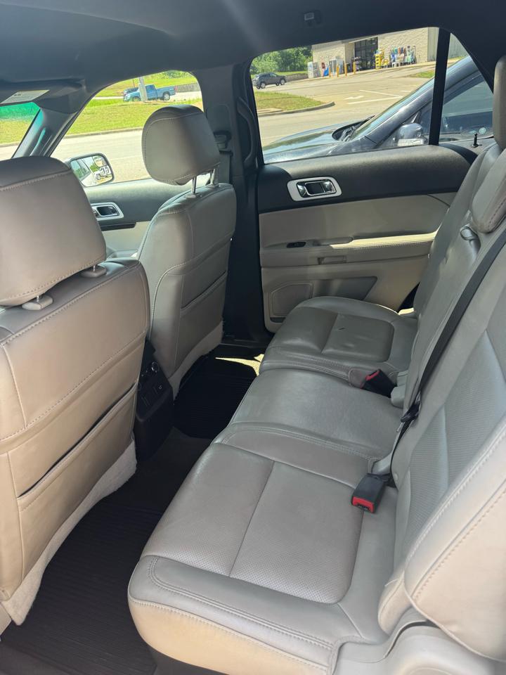 Ford Explorer Limited FWD 2014