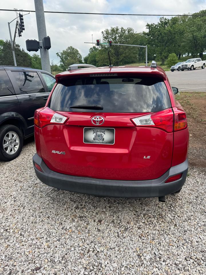 Toyota RAV4 LE FWD 2013