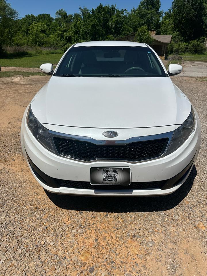Kia Optima LX 4D Sedan 2012