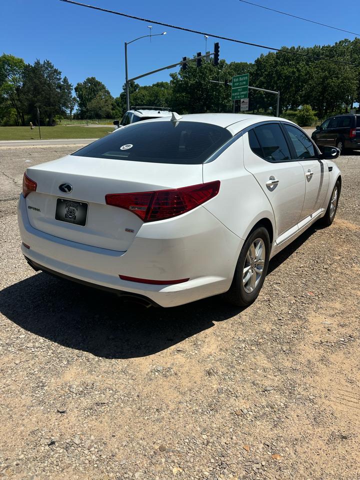Kia Optima LX 4D Sedan 2012