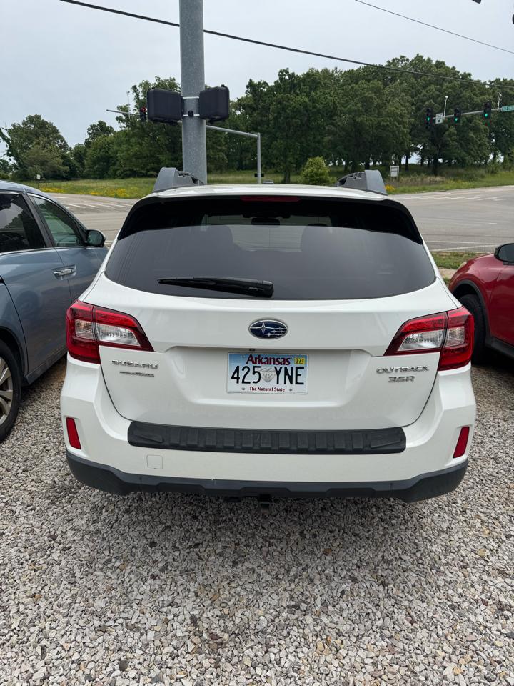 Subaru Outback 3.6R Limited 2015