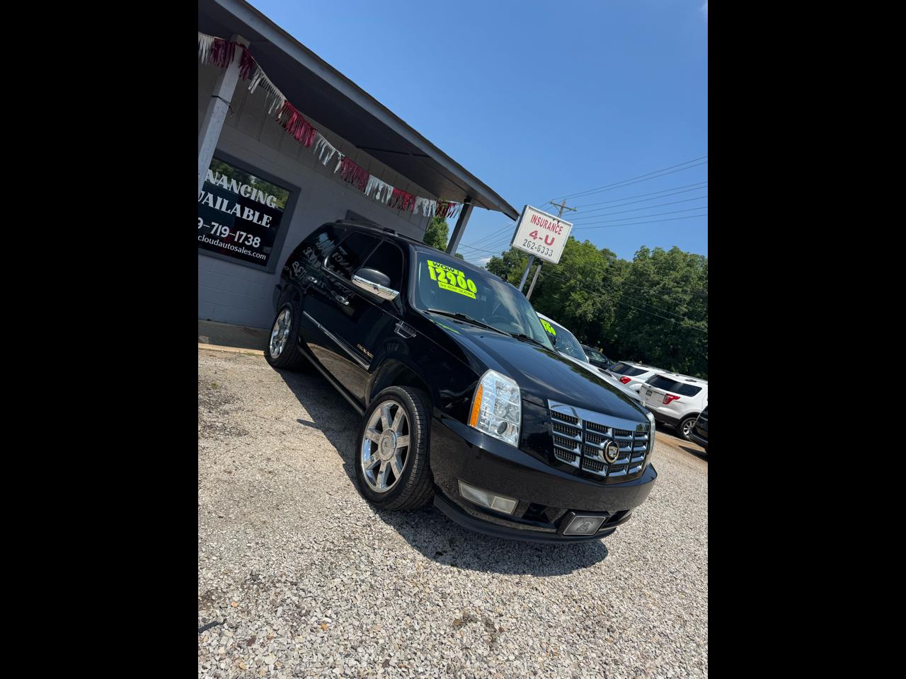 Cadillac Escalade AWD Premium 2011