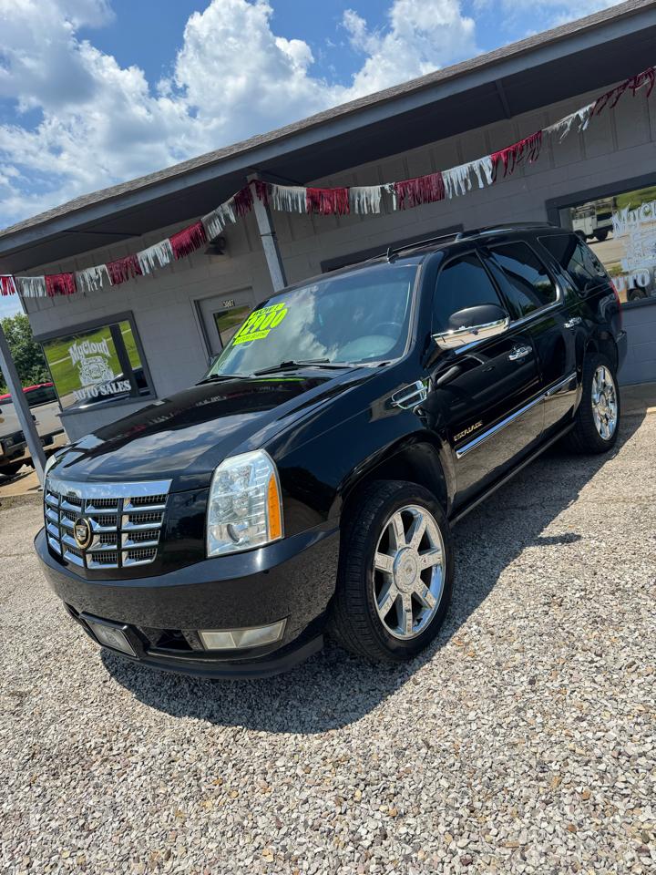 Cadillac Escalade AWD Premium 2011