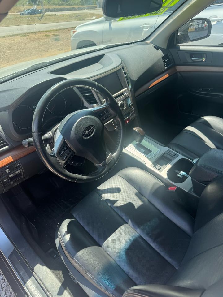 Subaru Outback 2.5i Limited 2013