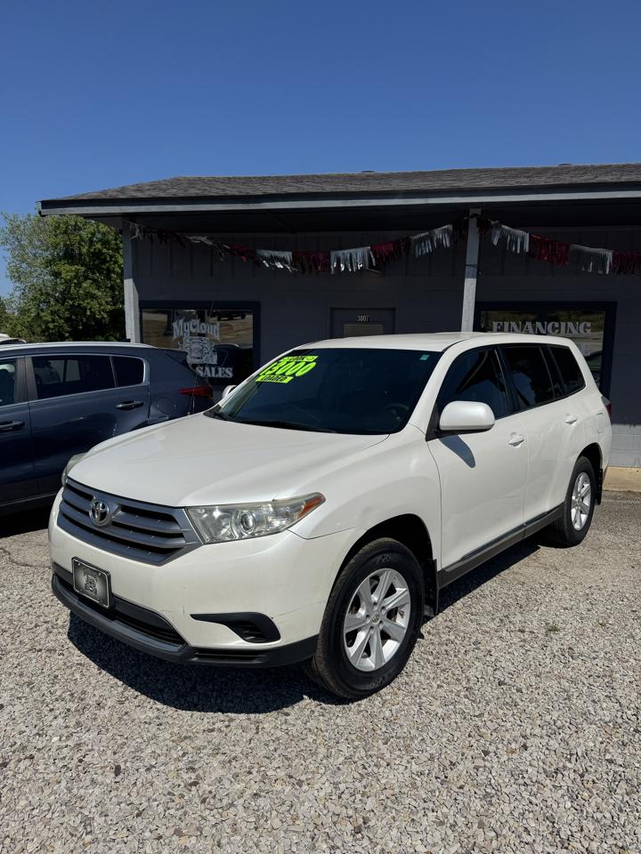 Toyota Highlander Base 2WD I4 2012