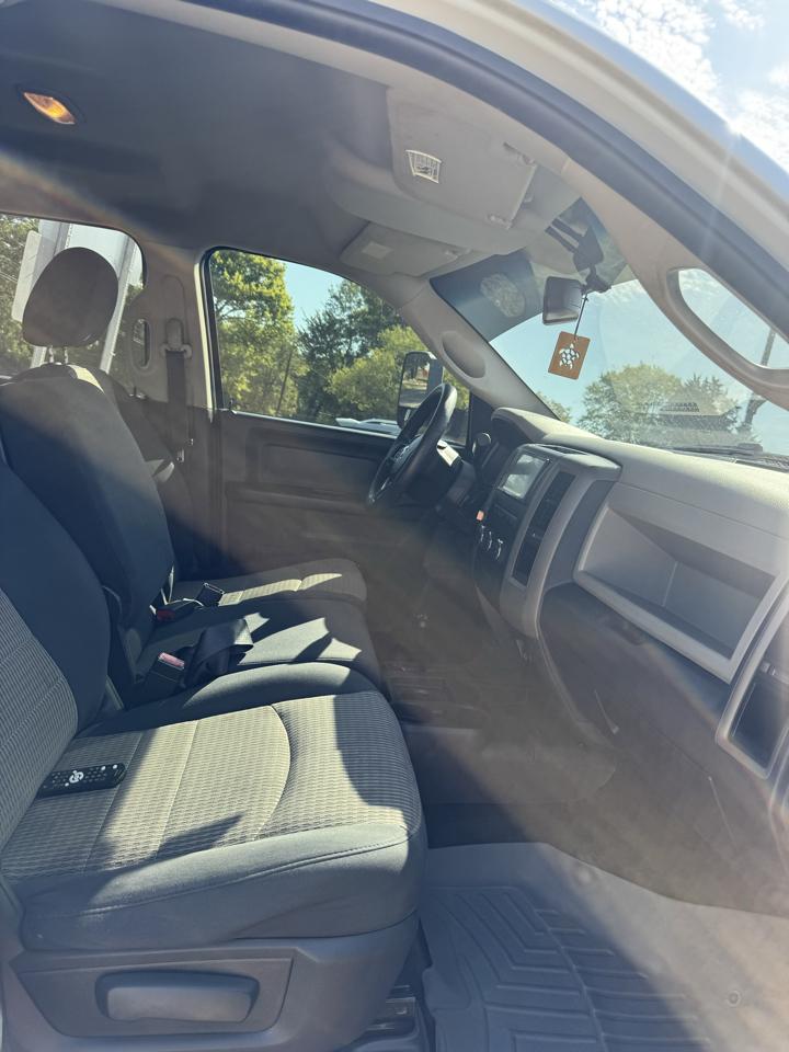 RAM 2500 ST Crew Cab SWB 4WD 2012