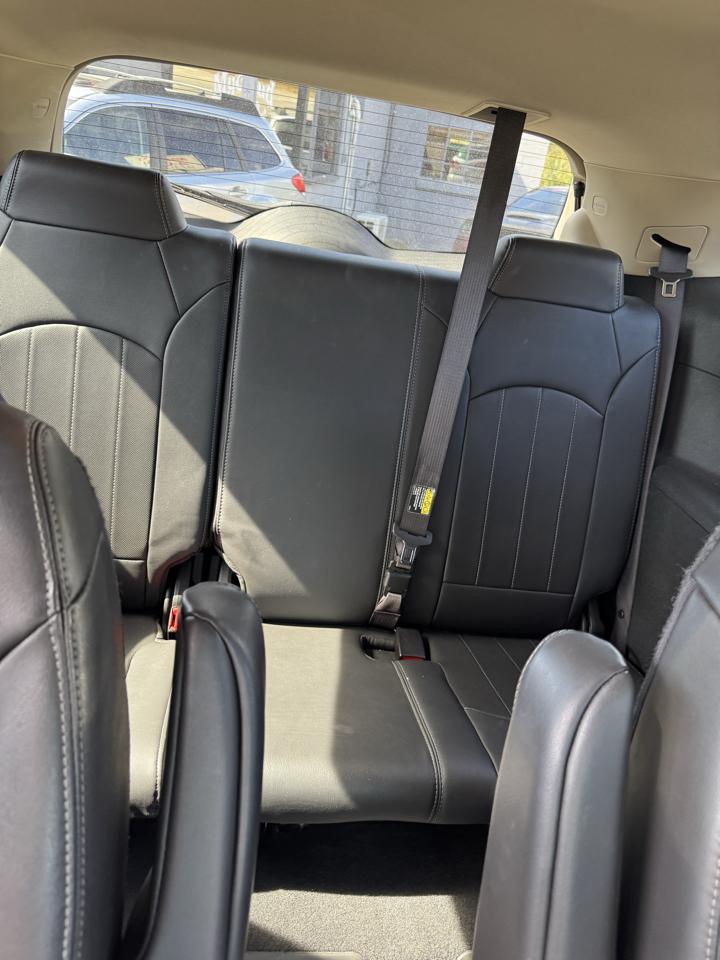 Buick Enclave Leather FWD 2017
